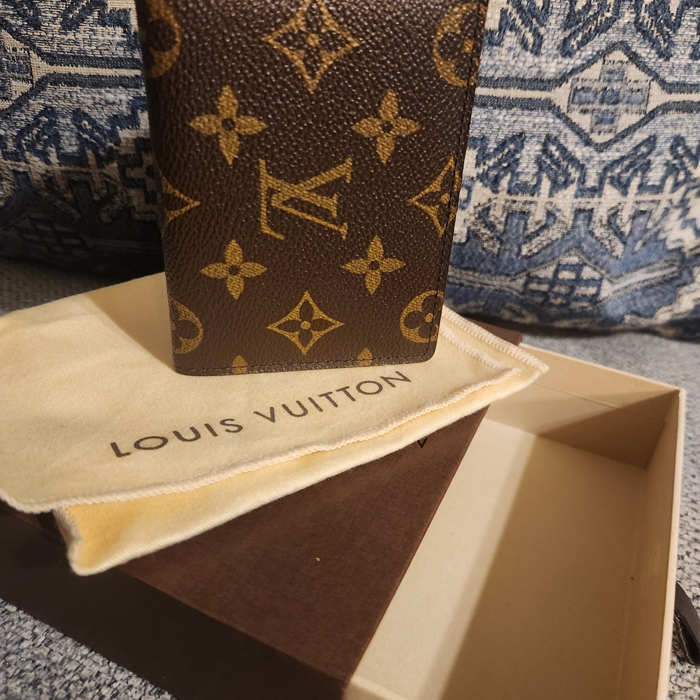 Louis Vuitton Brown and Gold Monogram Card Holder